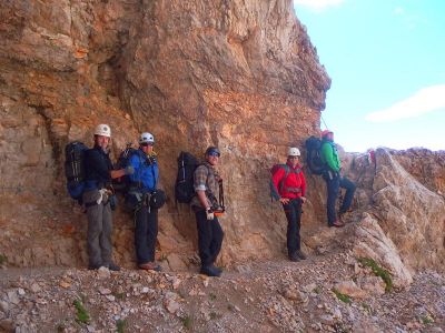 018-Watzmaenner im Klettersteig Sentiero Vidi
